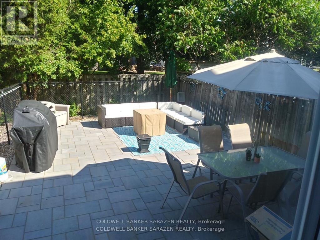 43 Daventry Crescent