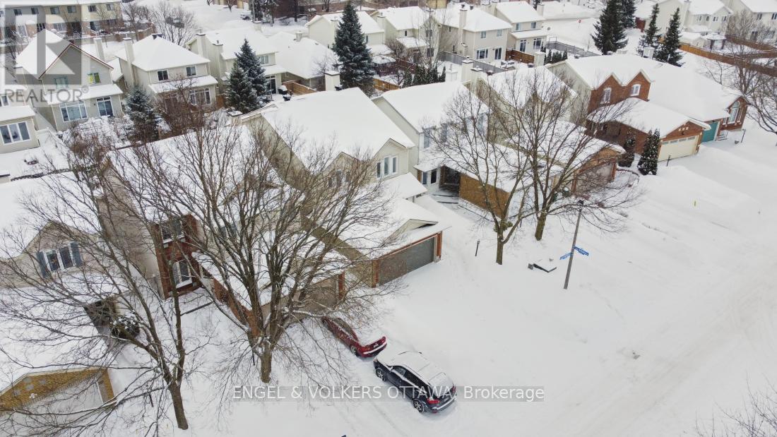 123 Longshire Circle