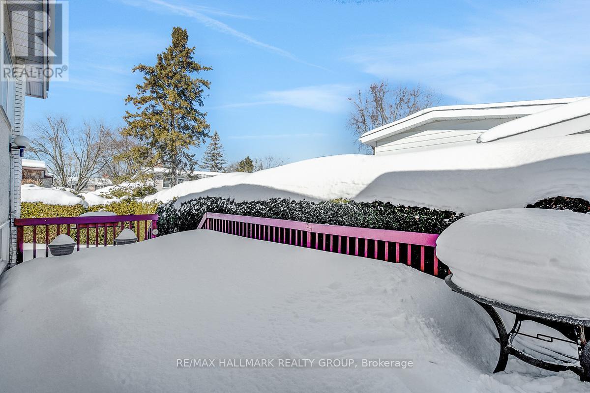 629 Glenhurst Crescent