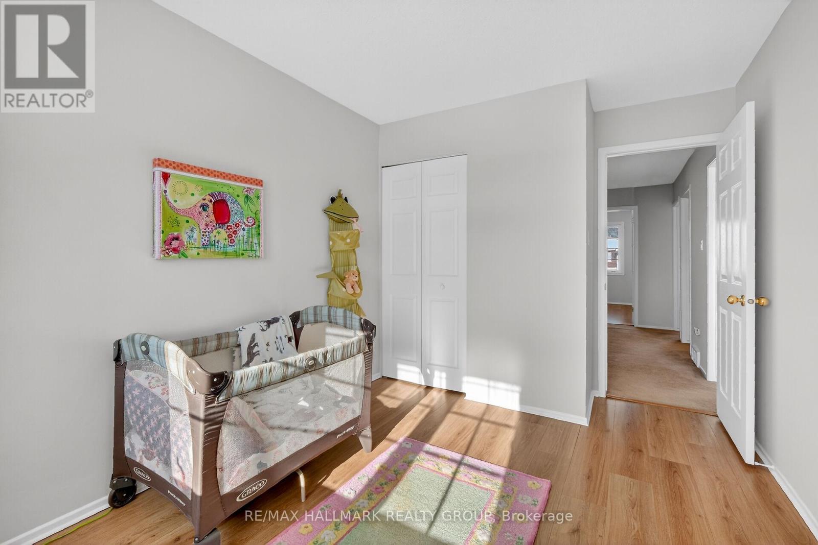 111 - 1061 Meadowlands Drive