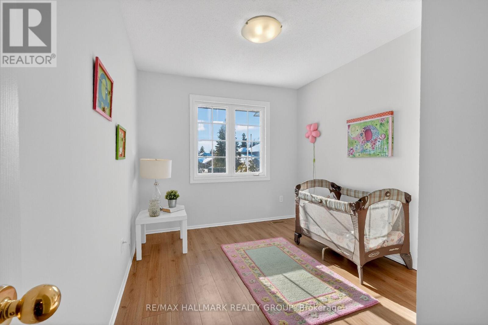 111 - 1061 Meadowlands Drive