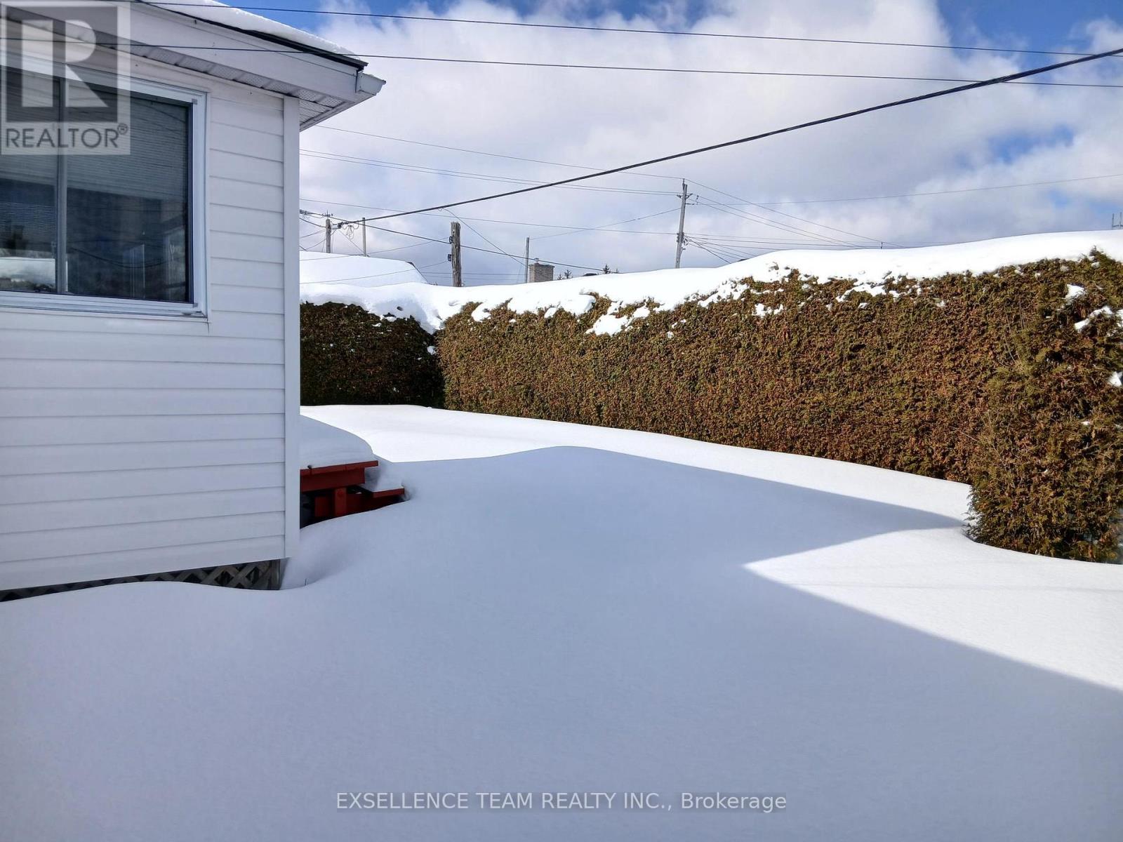 91 Victoria Street W