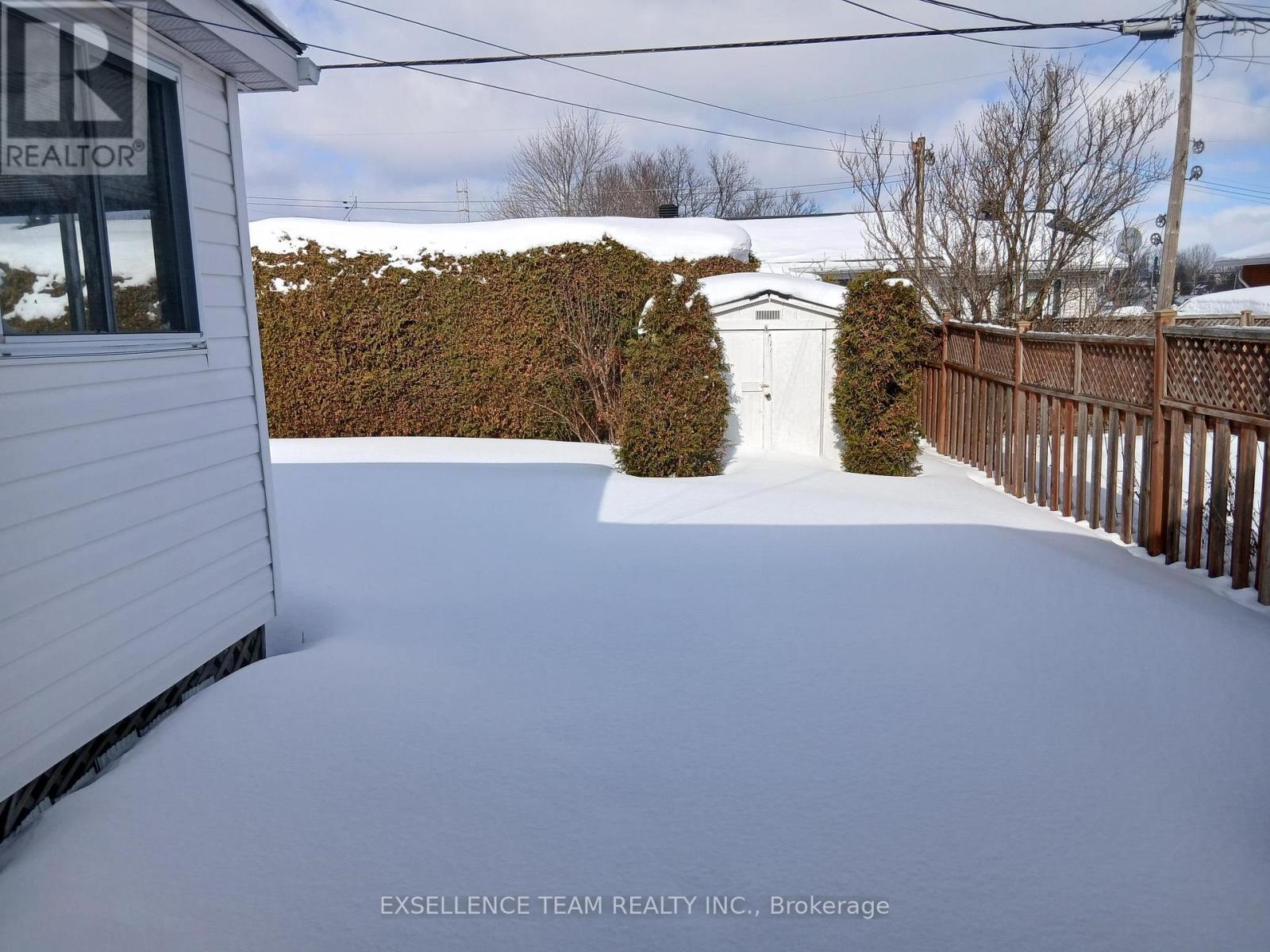 91 Victoria Street W