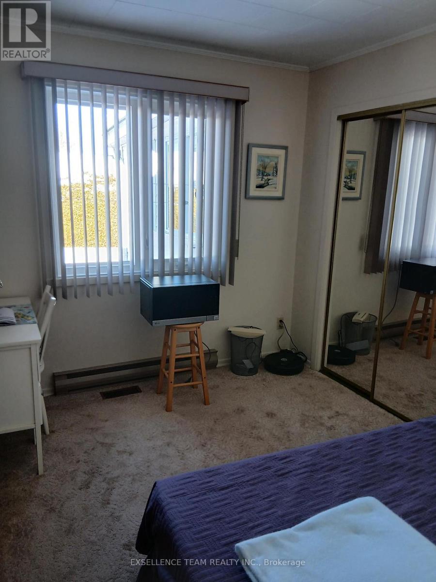 91 Victoria Street W