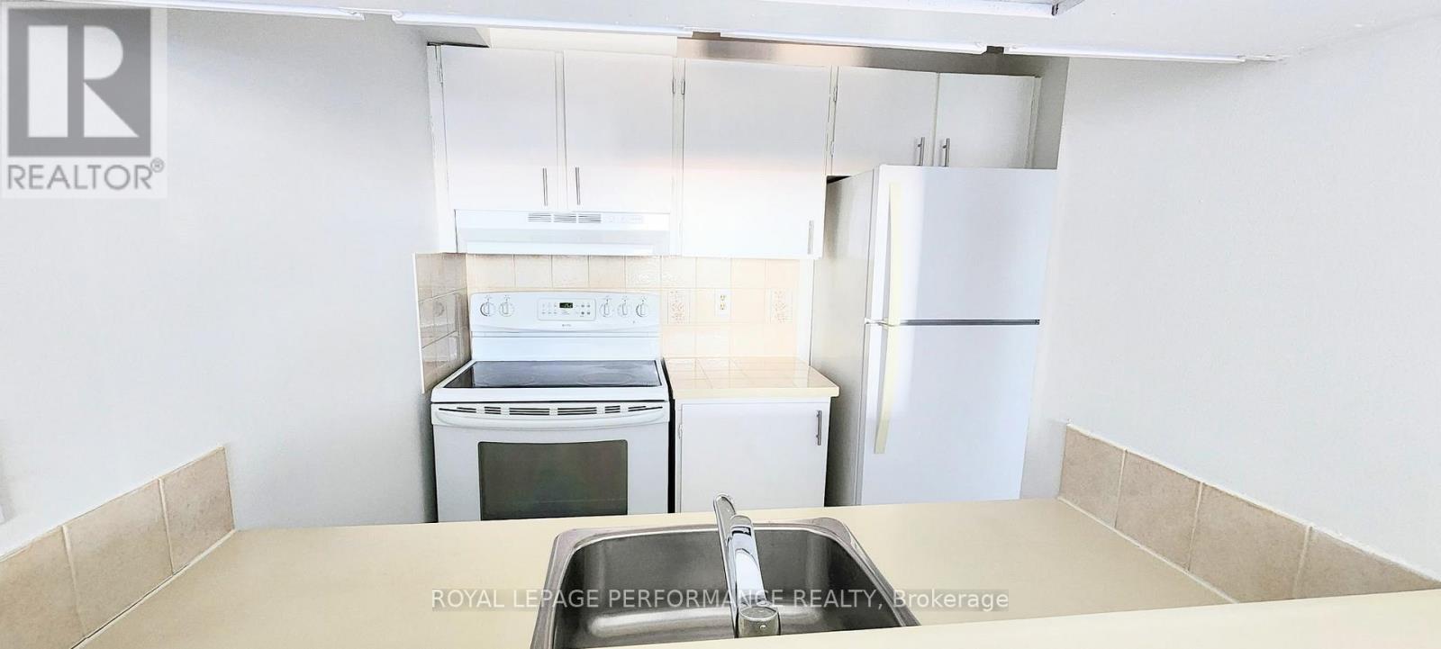 112 - 6470 Bilberry Drive