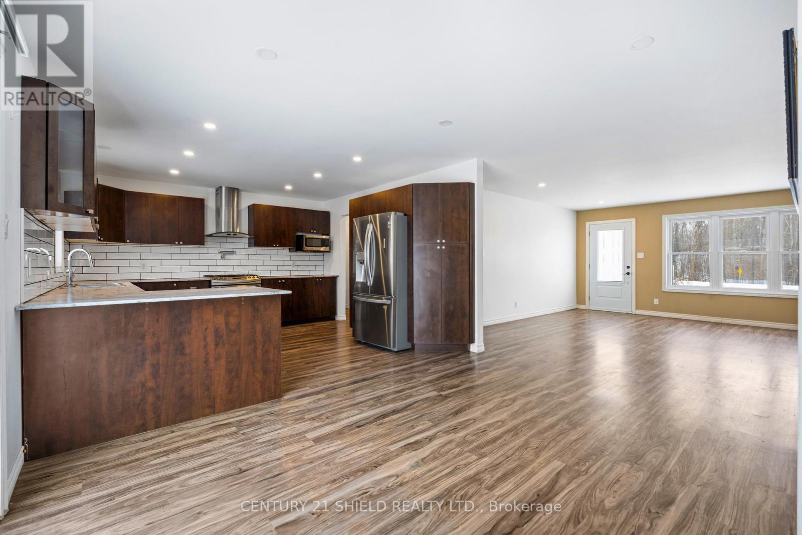 21992 Beauchamp Drive