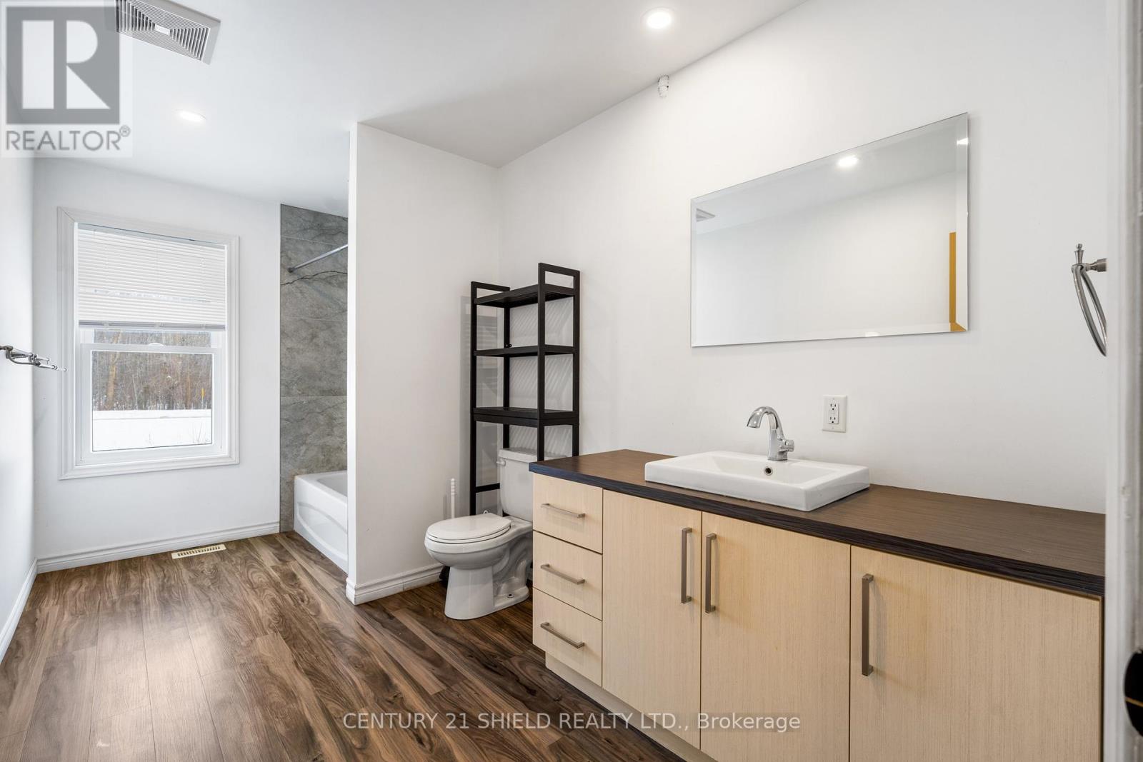 21992 Beauchamp Drive