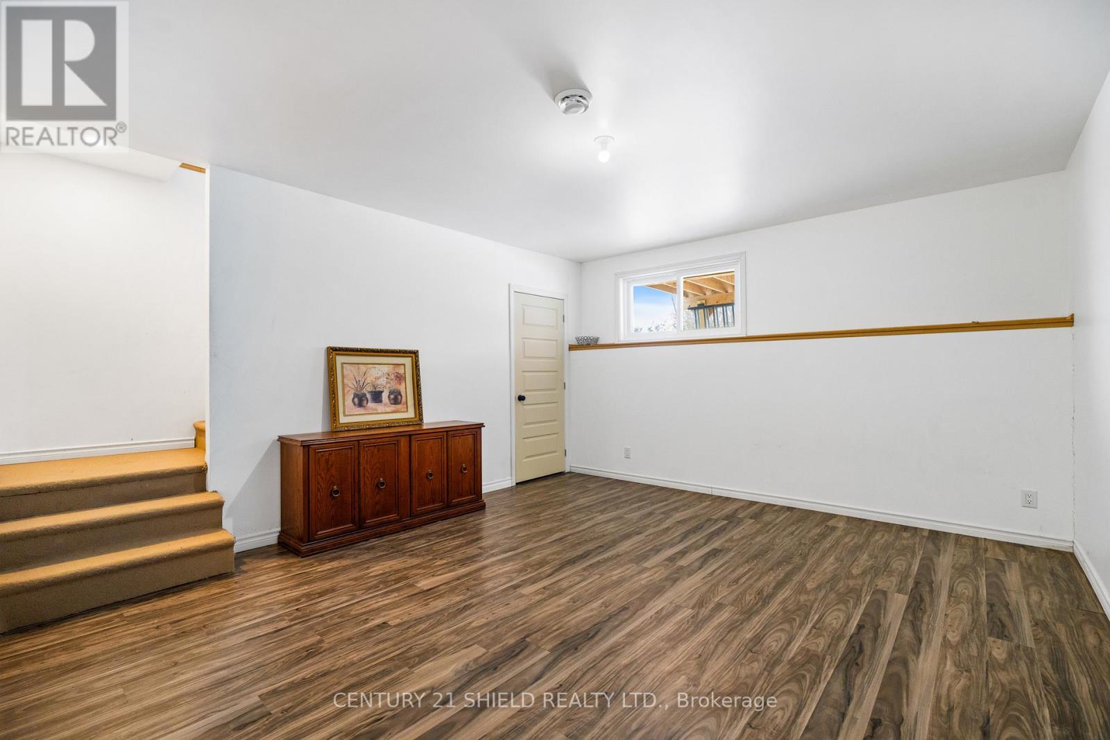 21992 Beauchamp Drive