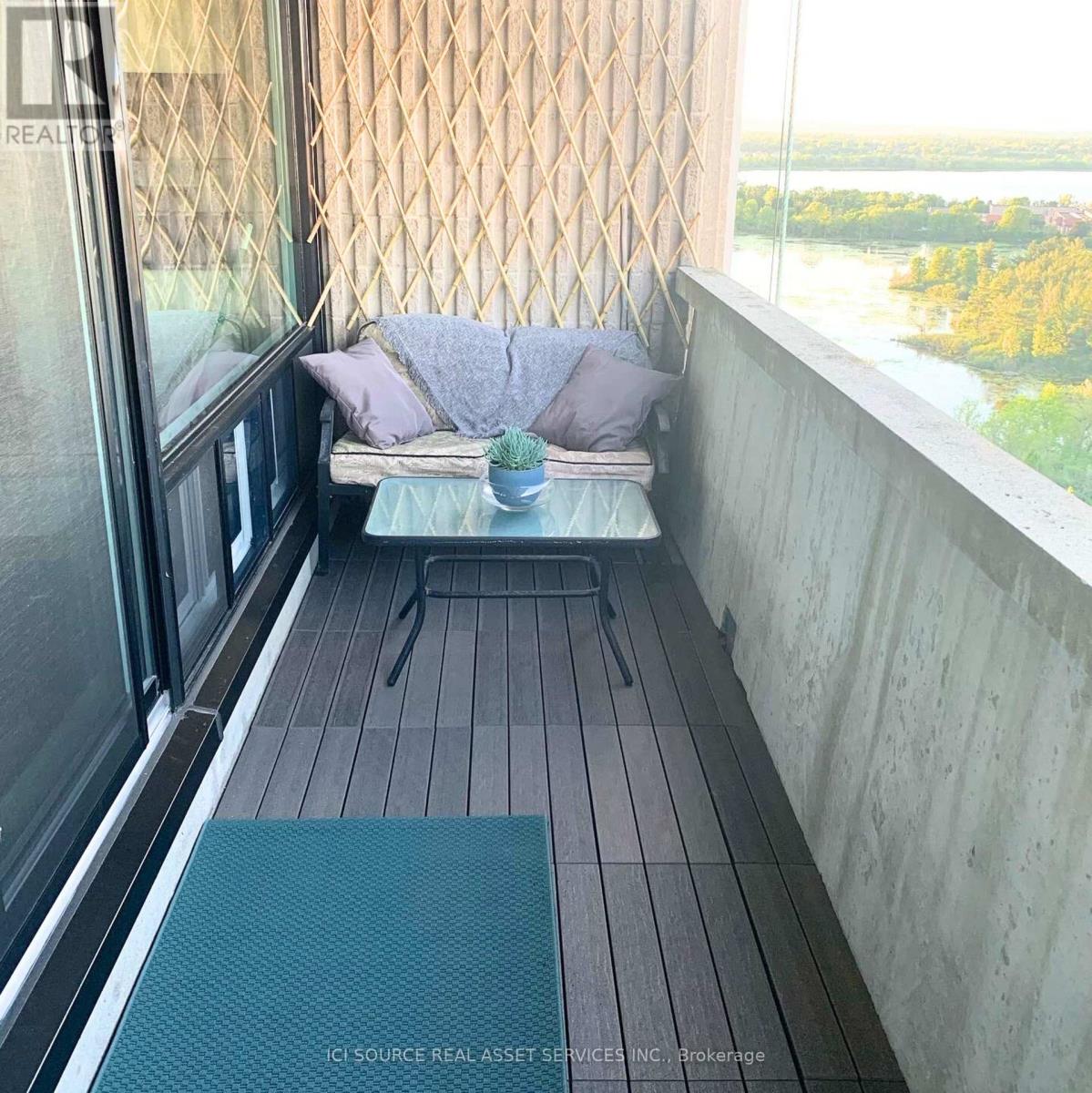 2002 - 265 Poulin Avenue