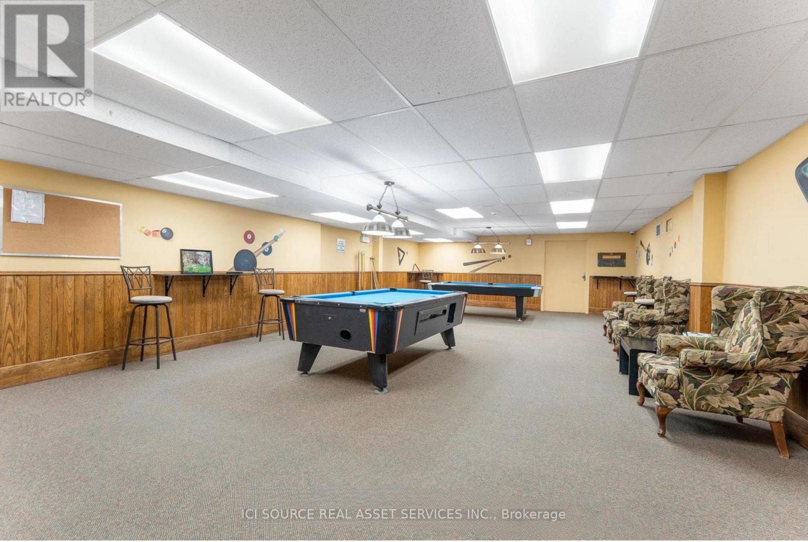 2002 - 265 Poulin Avenue