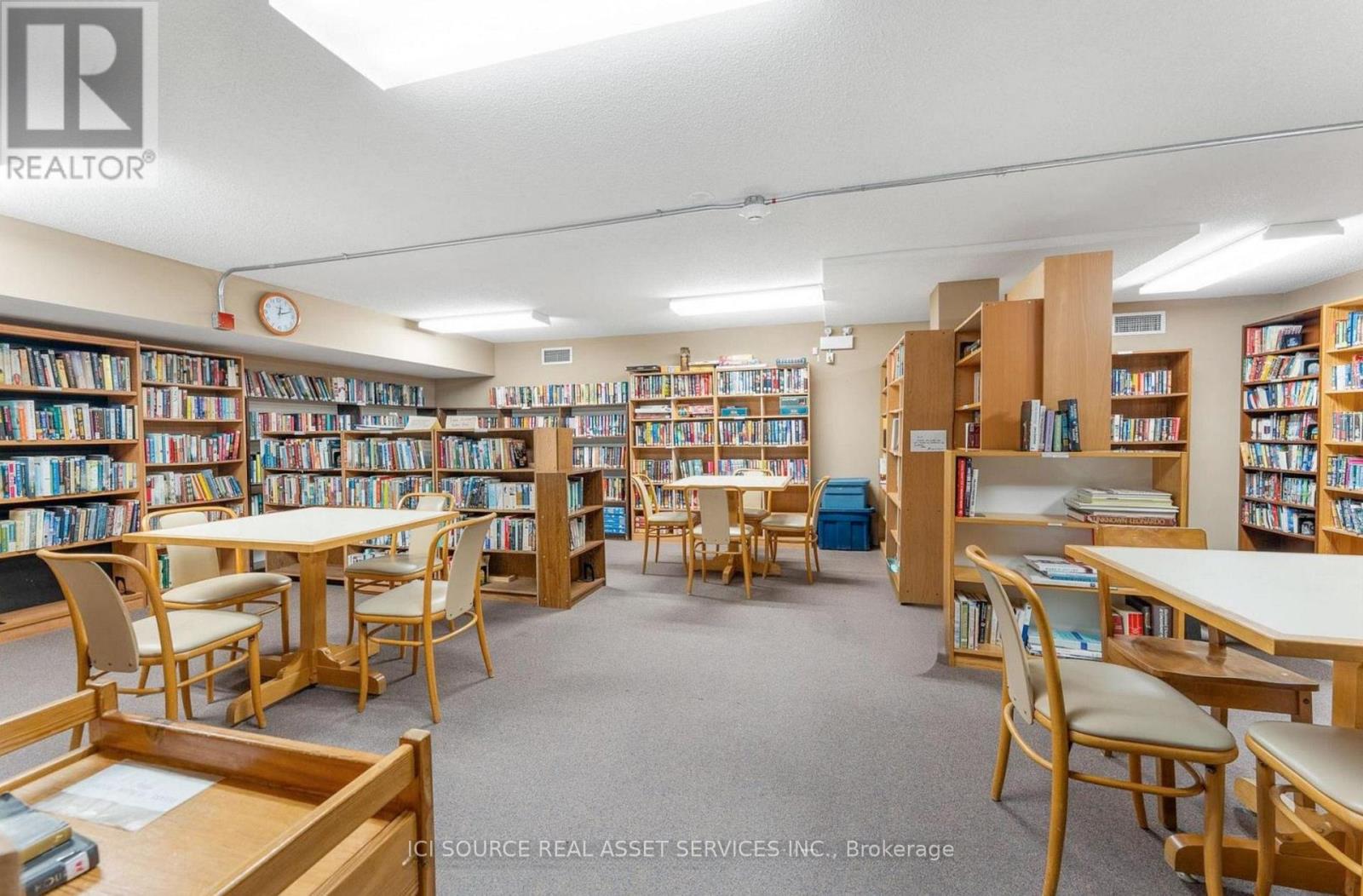 2002 - 265 Poulin Avenue