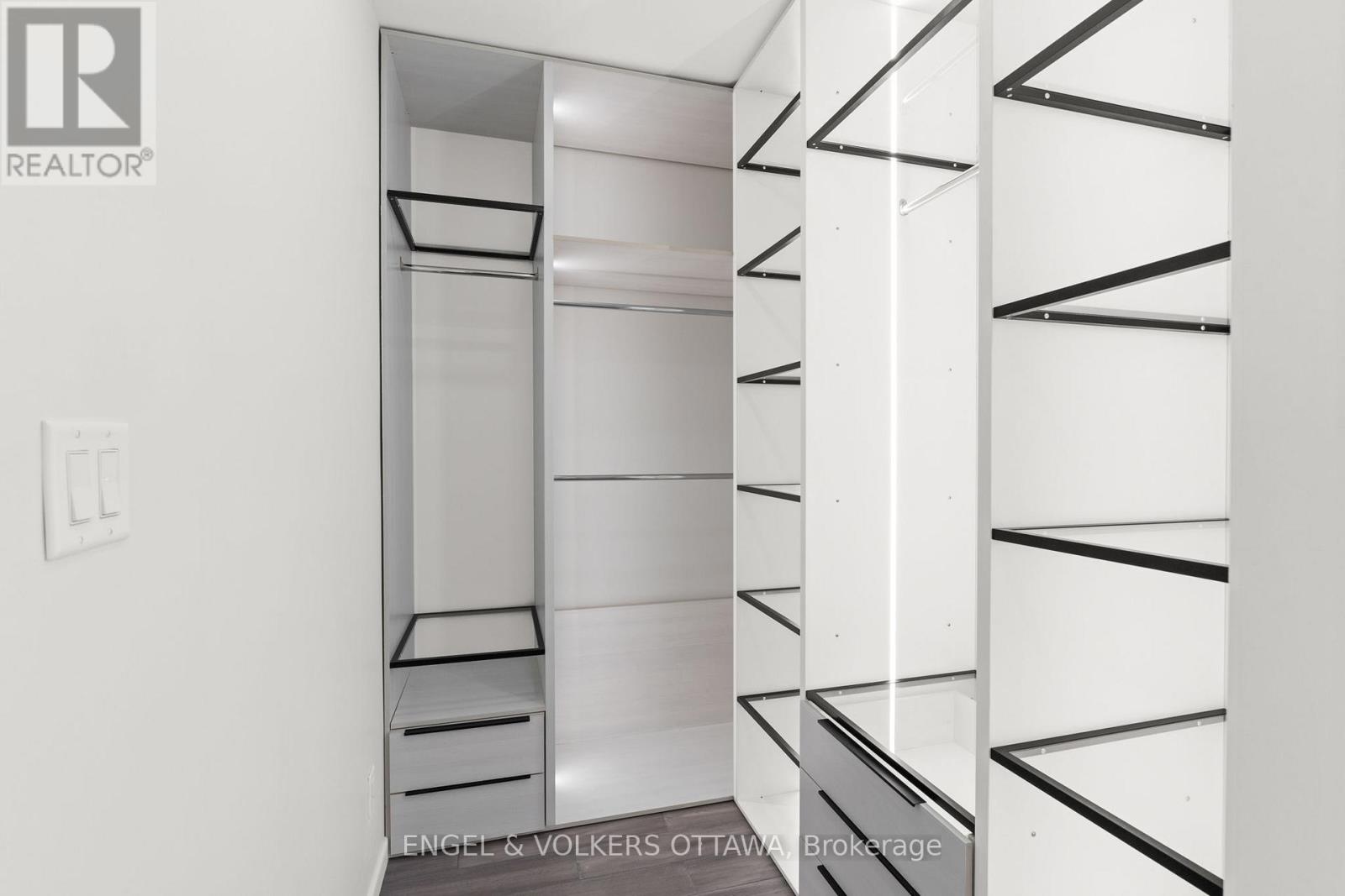 258 Northwestern Avenue