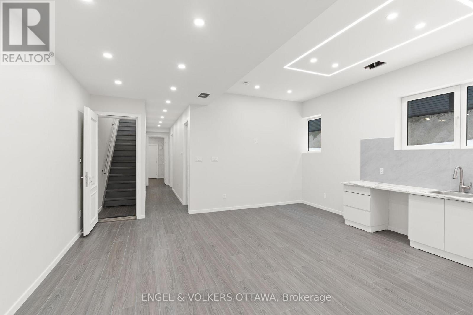 258 Northwestern Avenue