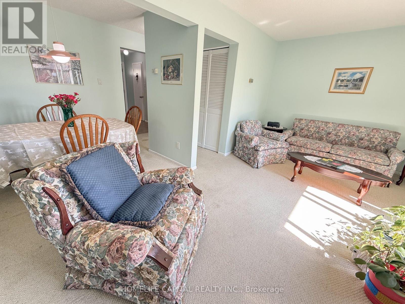 64 - 2570 Southvale Crescent