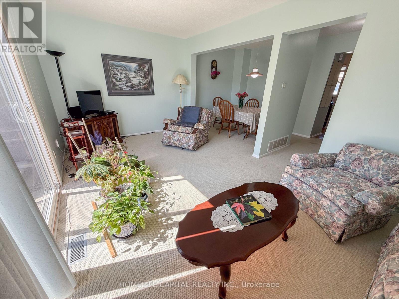 64 - 2570 Southvale Crescent