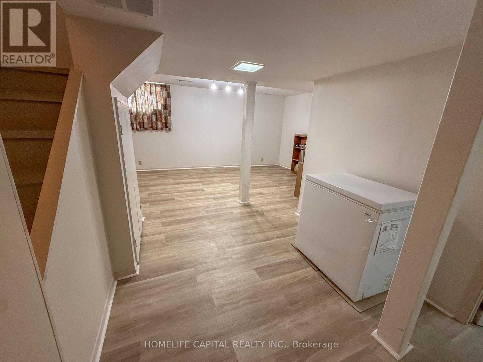 64 - 2570 Southvale Crescent