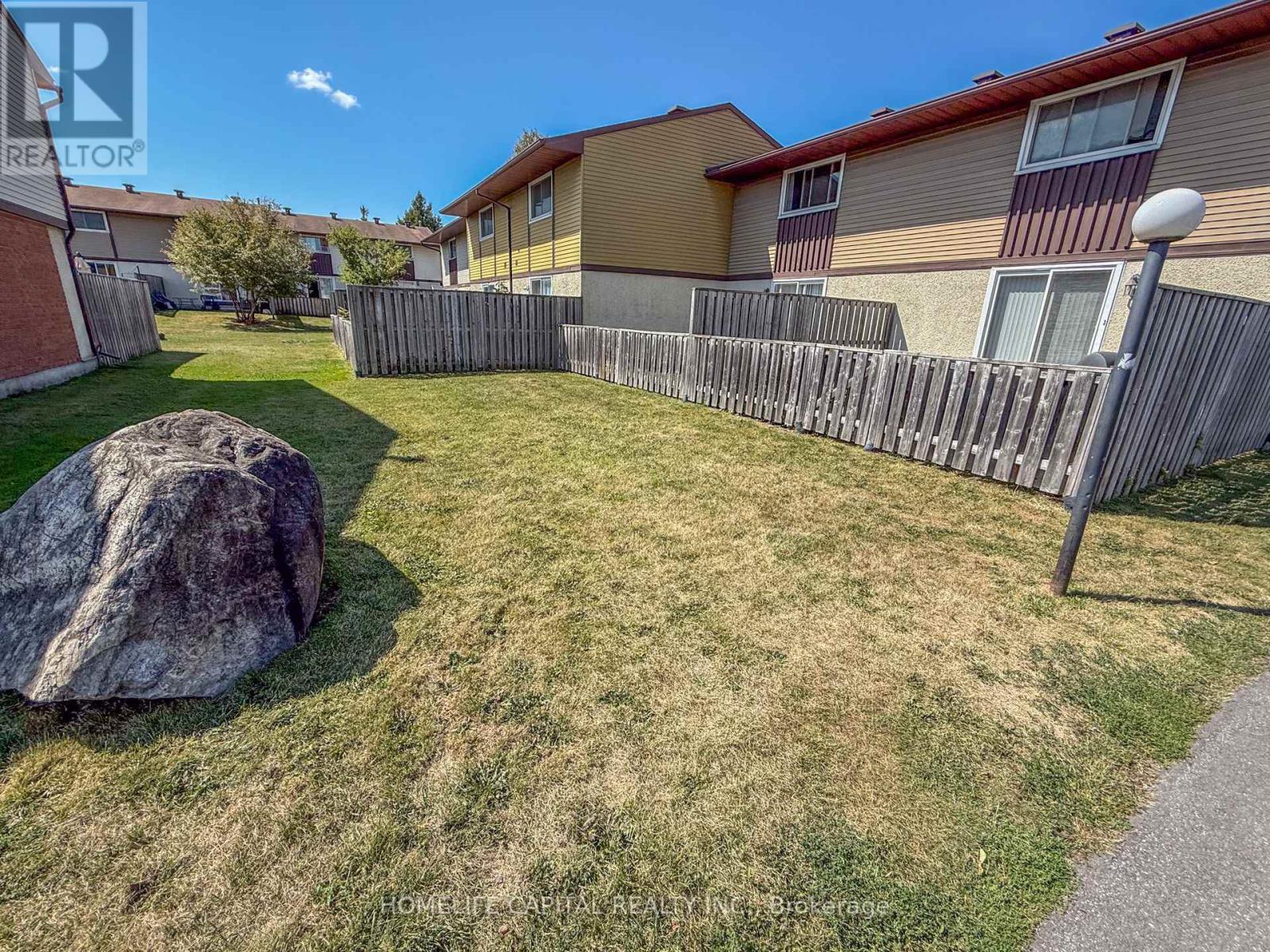 64 - 2570 Southvale Crescent