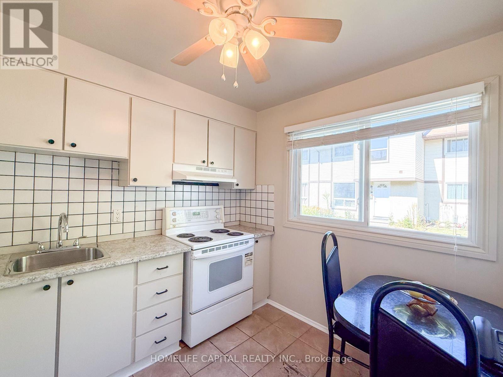 64 - 2570 Southvale Crescent