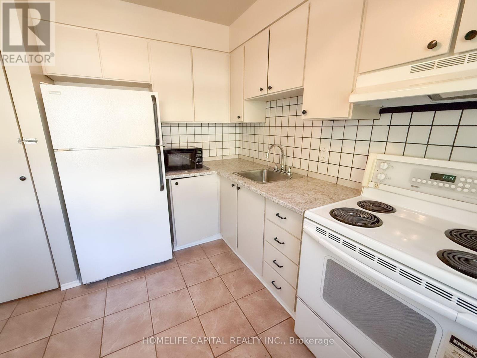 64 - 2570 Southvale Crescent