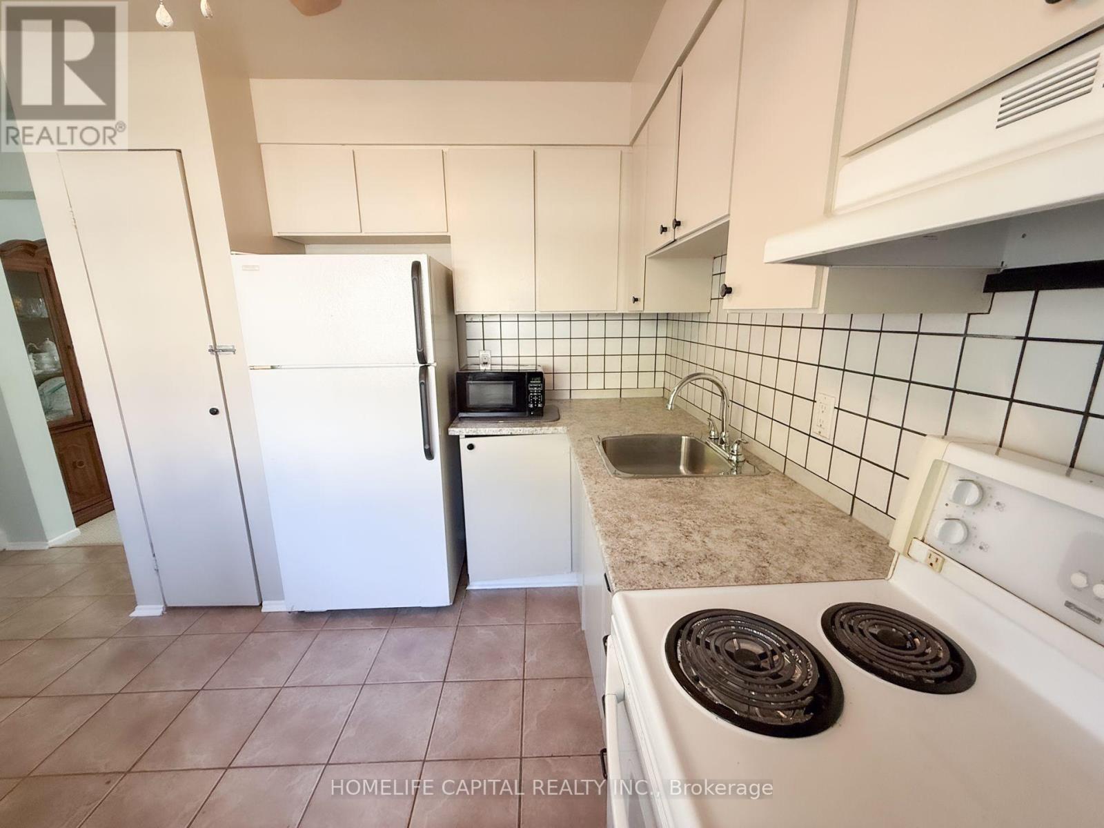 64 - 2570 Southvale Crescent