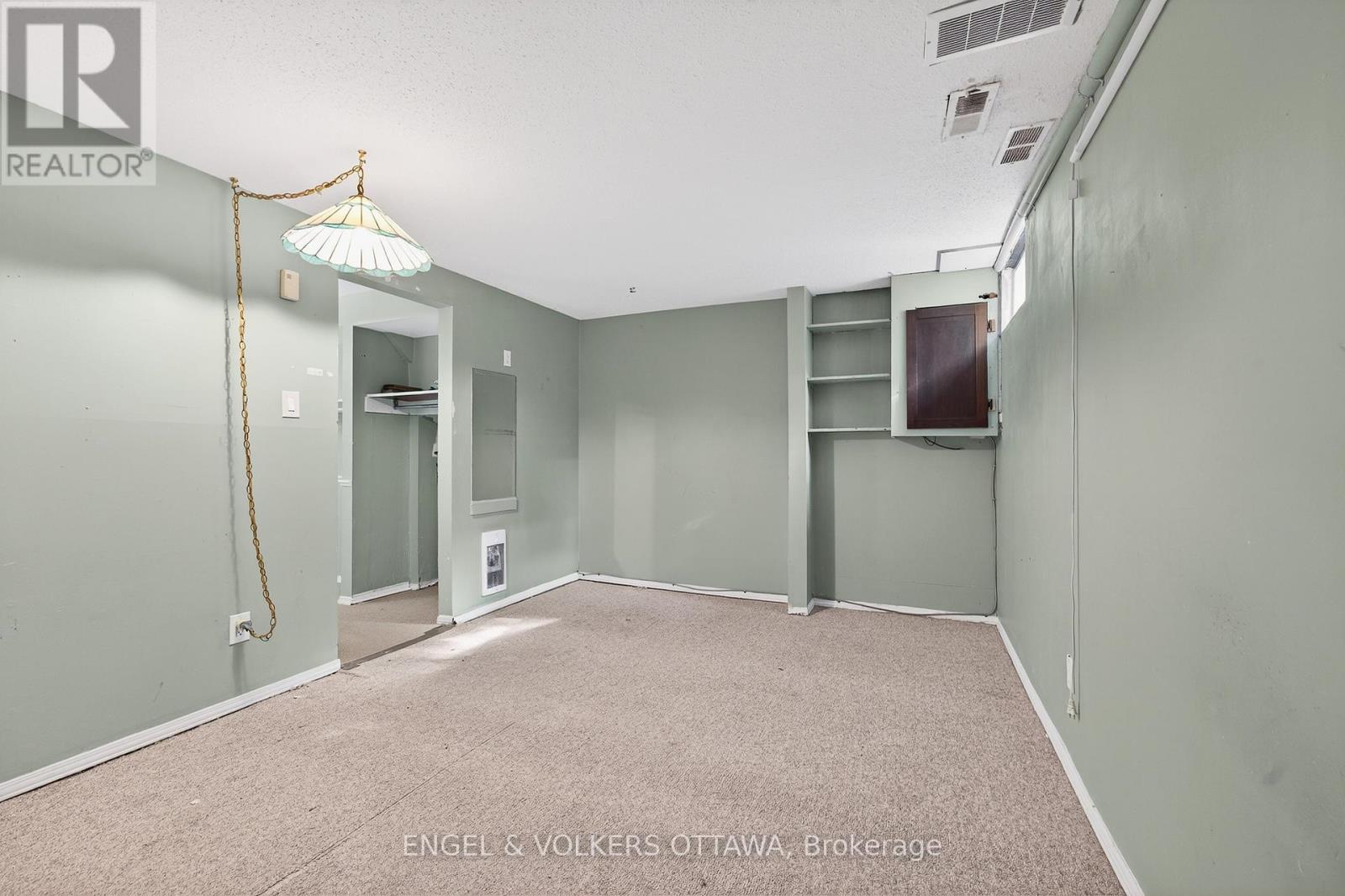 124 - 1449 Ridgebrook Drive