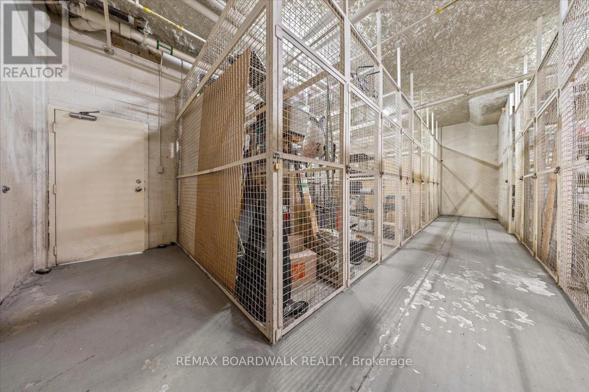 308 - 15 Murray Street