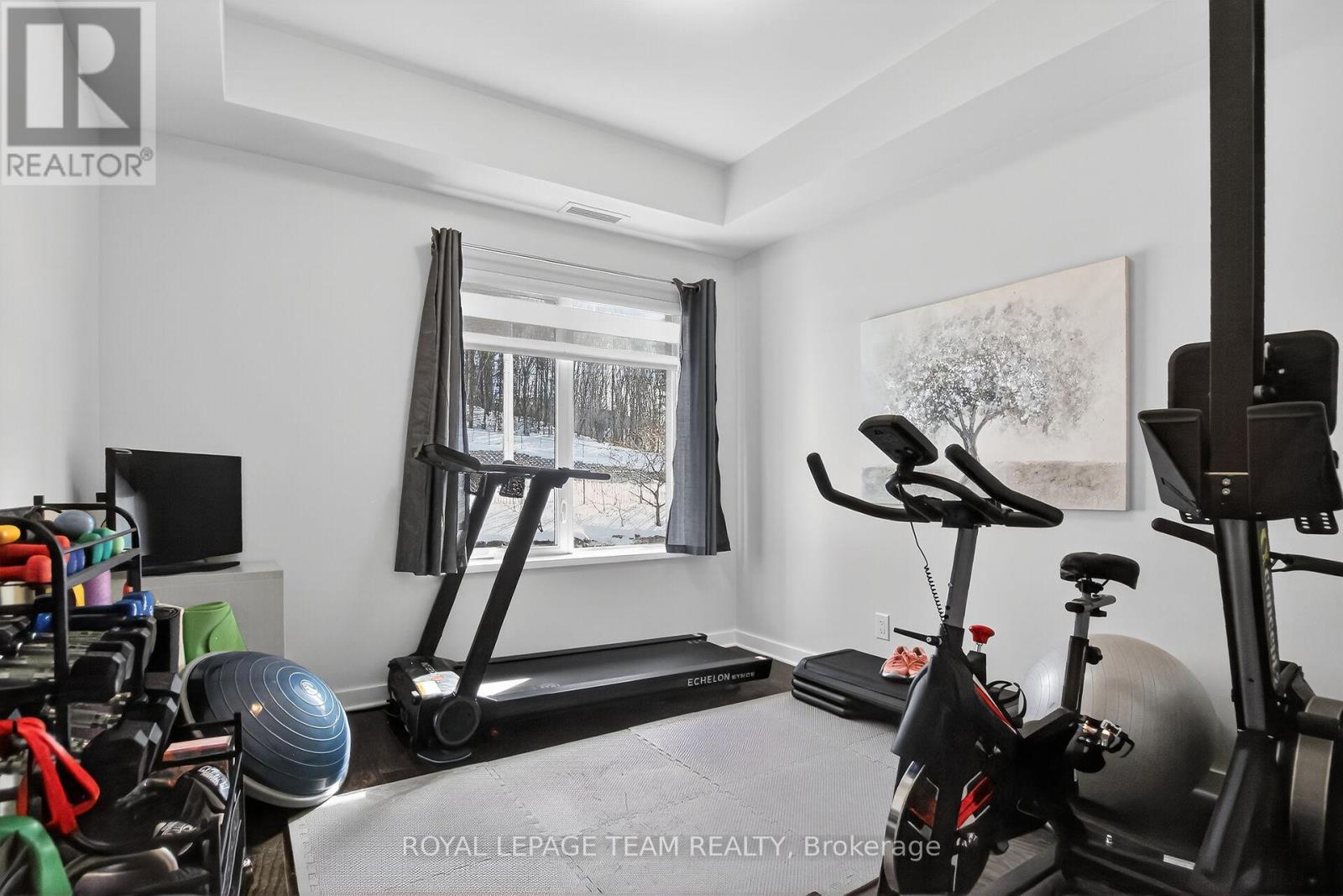 204 - 310 Centrum Boulevard