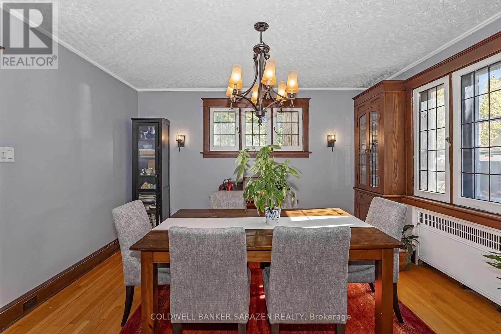 211 B Melrose Avenue