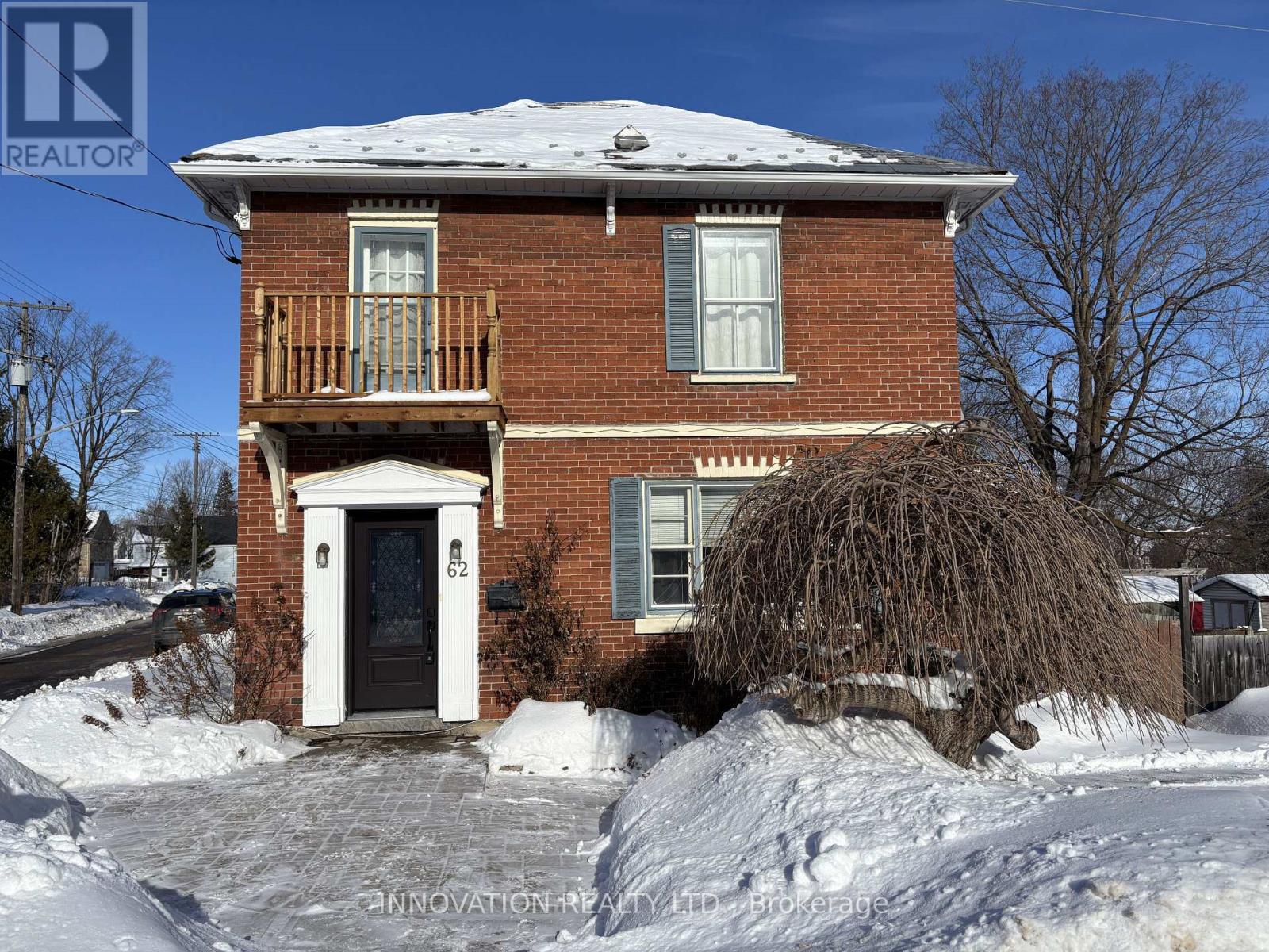 62 Mcgonigal Street E