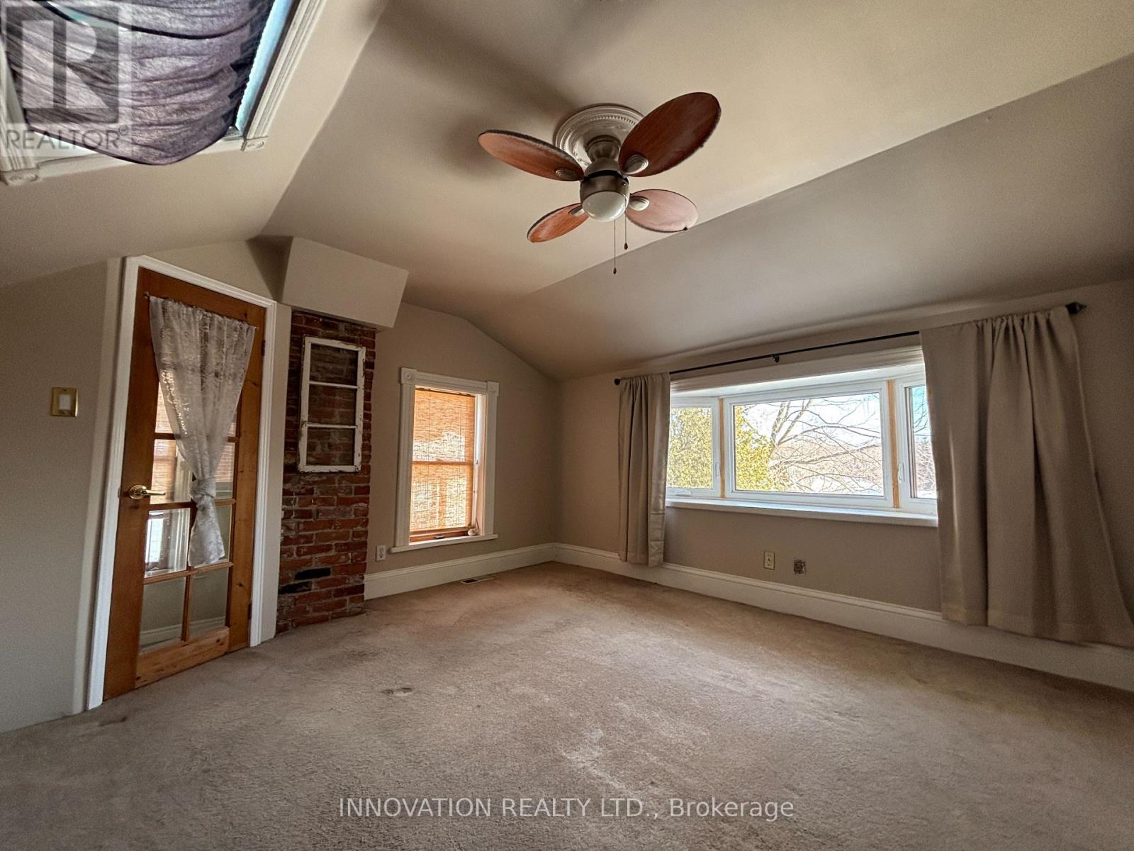 62 Mcgonigal Street E