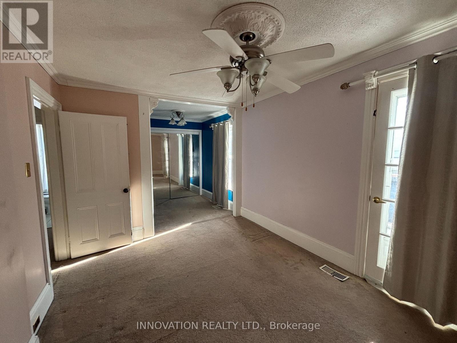 62 Mcgonigal Street E