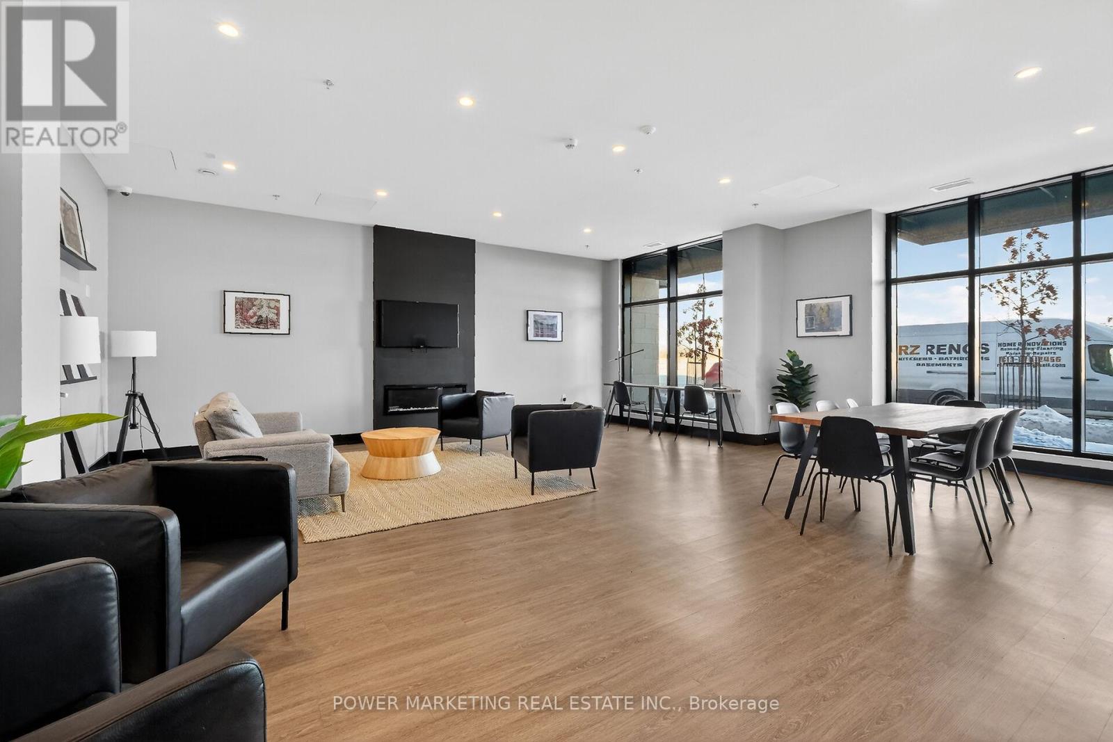 316 - 1350 Hemlock Road