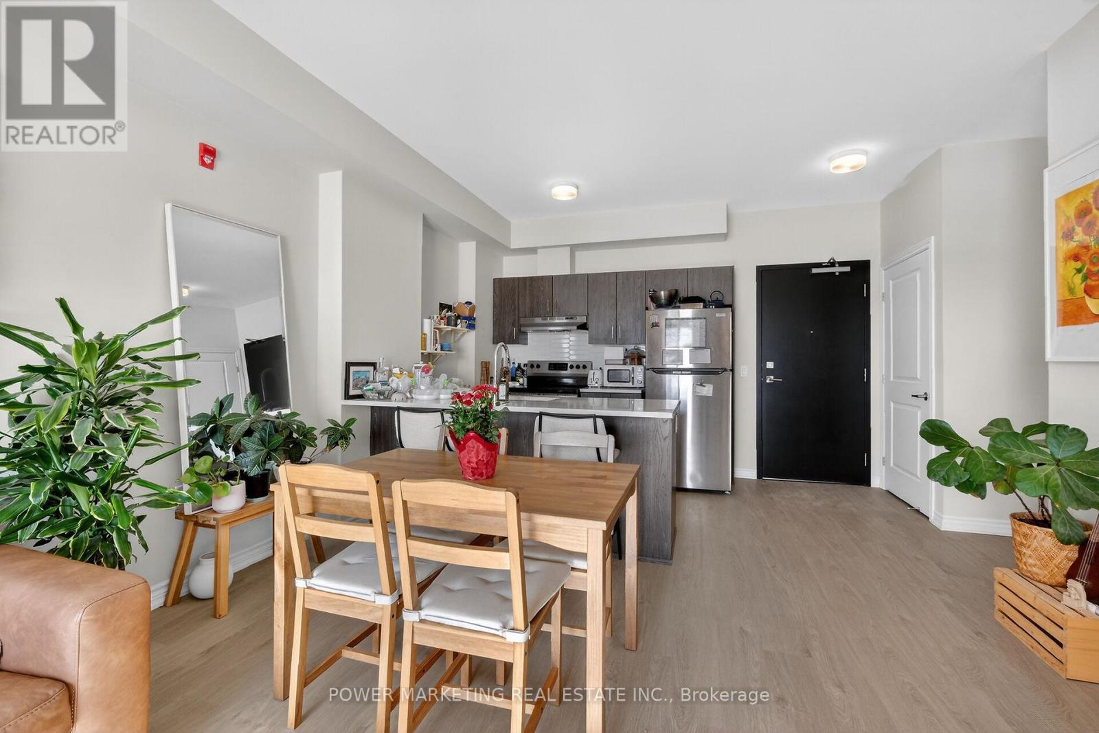 316 - 1350 Hemlock Road