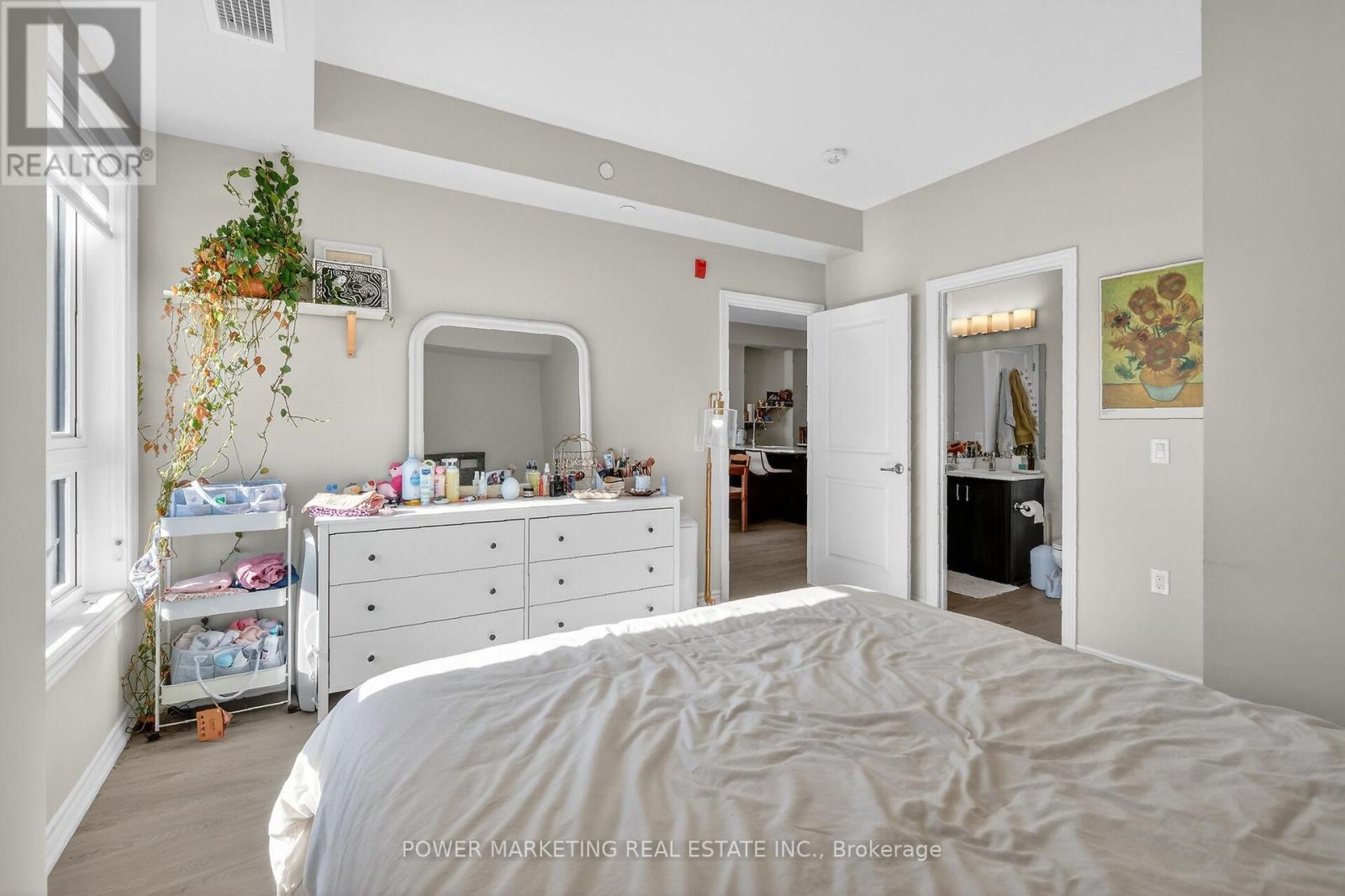 316 - 1350 Hemlock Road