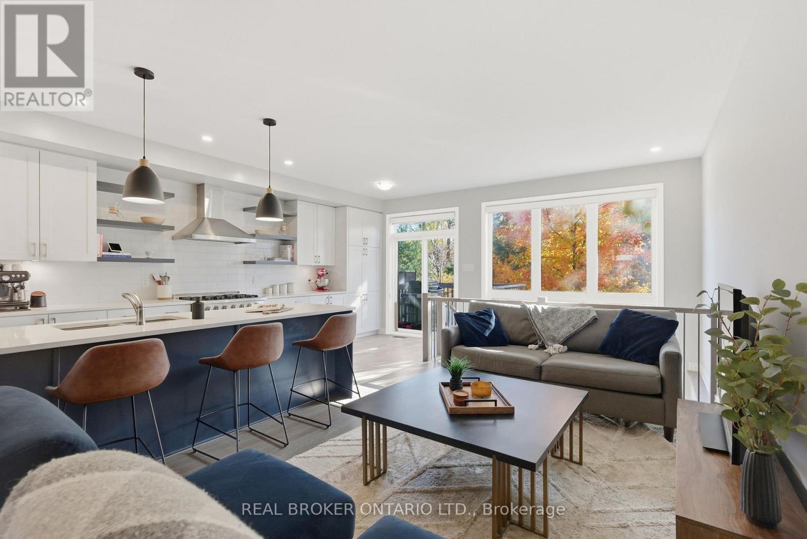 532 Fawn Valley Private