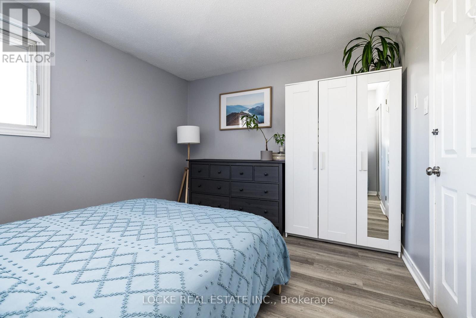 16 - 4036 Eady Court