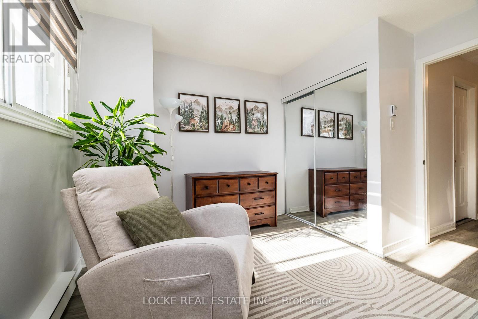 16 - 4036 Eady Court