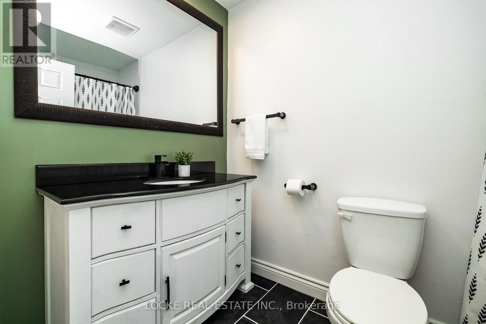 16 - 4036 Eady Court