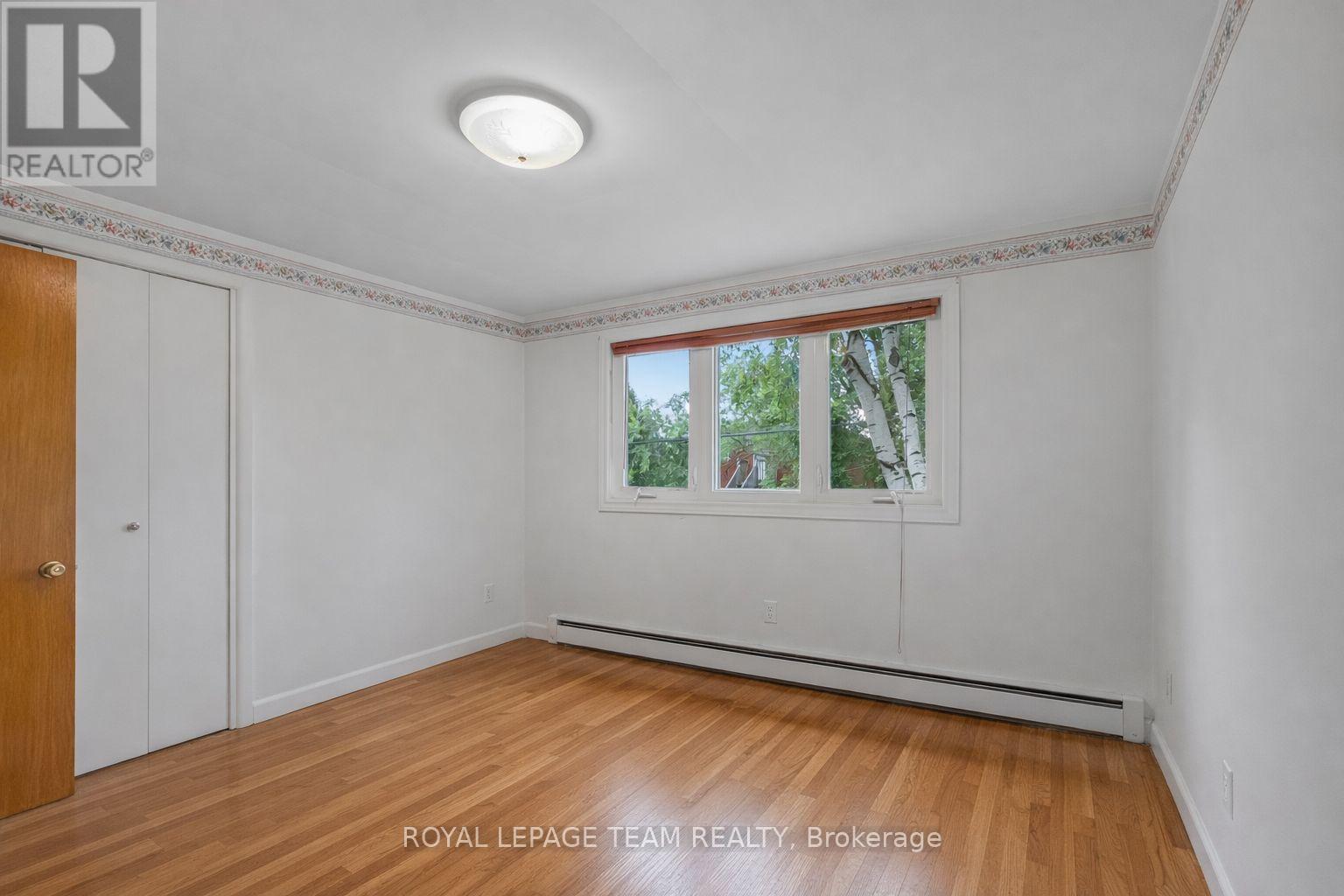 1166 Castle Hill Crescent