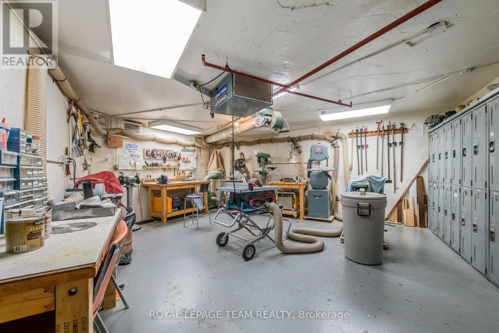 1101 - 1081 Ambleside Drive