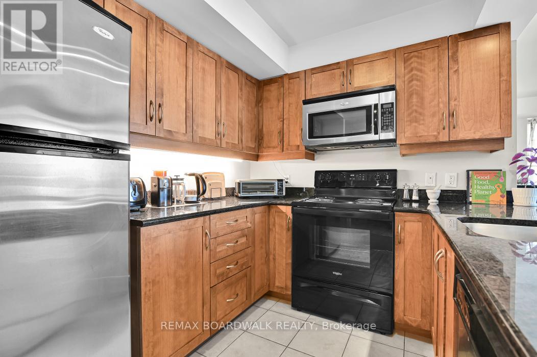 307 - 314 Central Park Drive