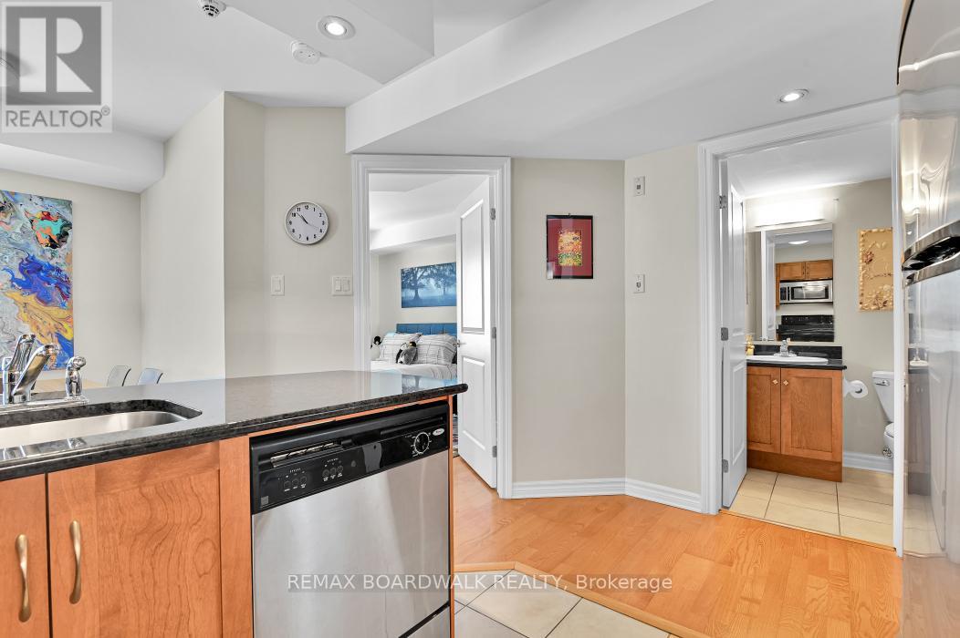 307 - 314 Central Park Drive