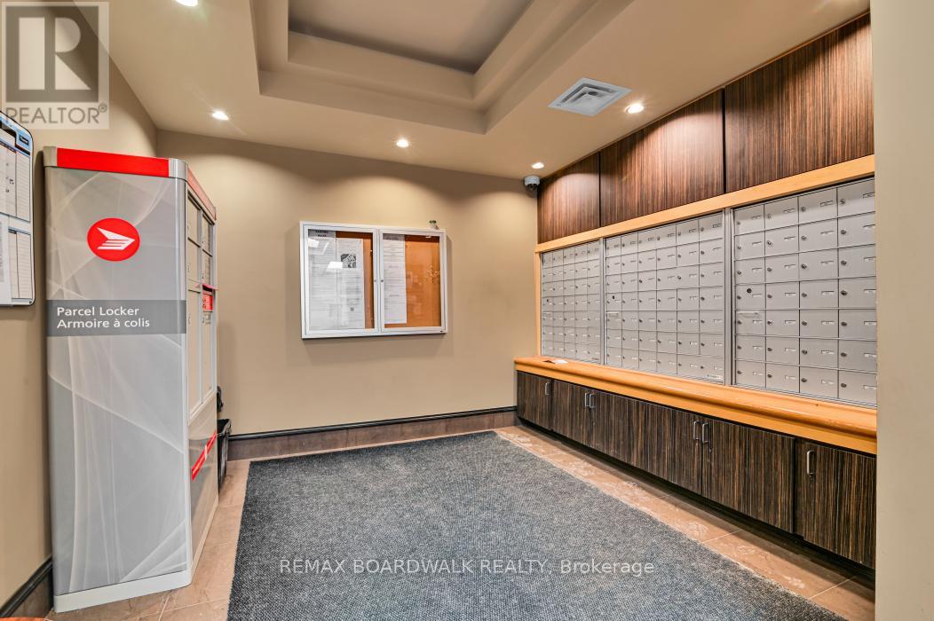 307 - 314 Central Park Drive