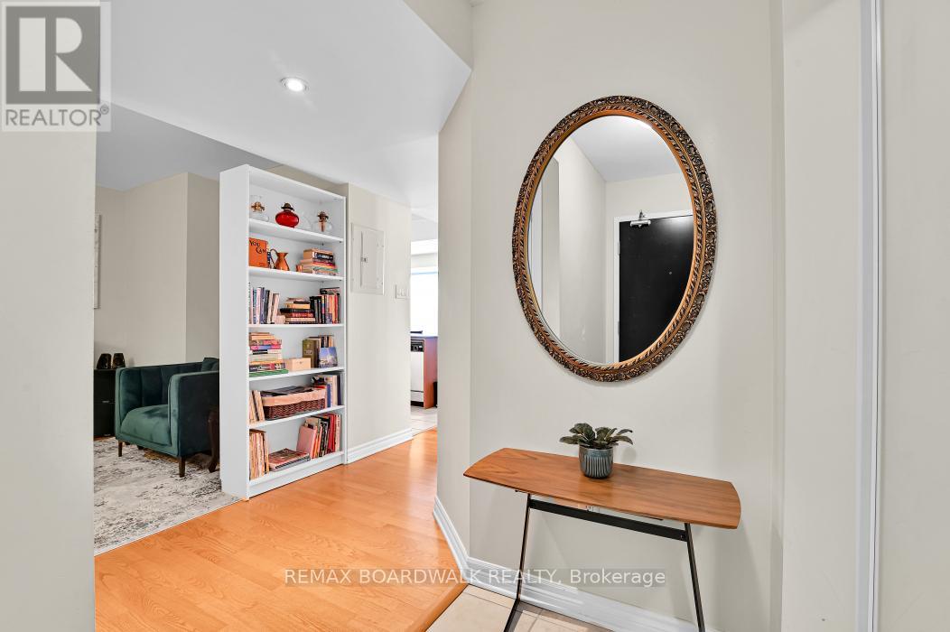 307 - 314 Central Park Drive