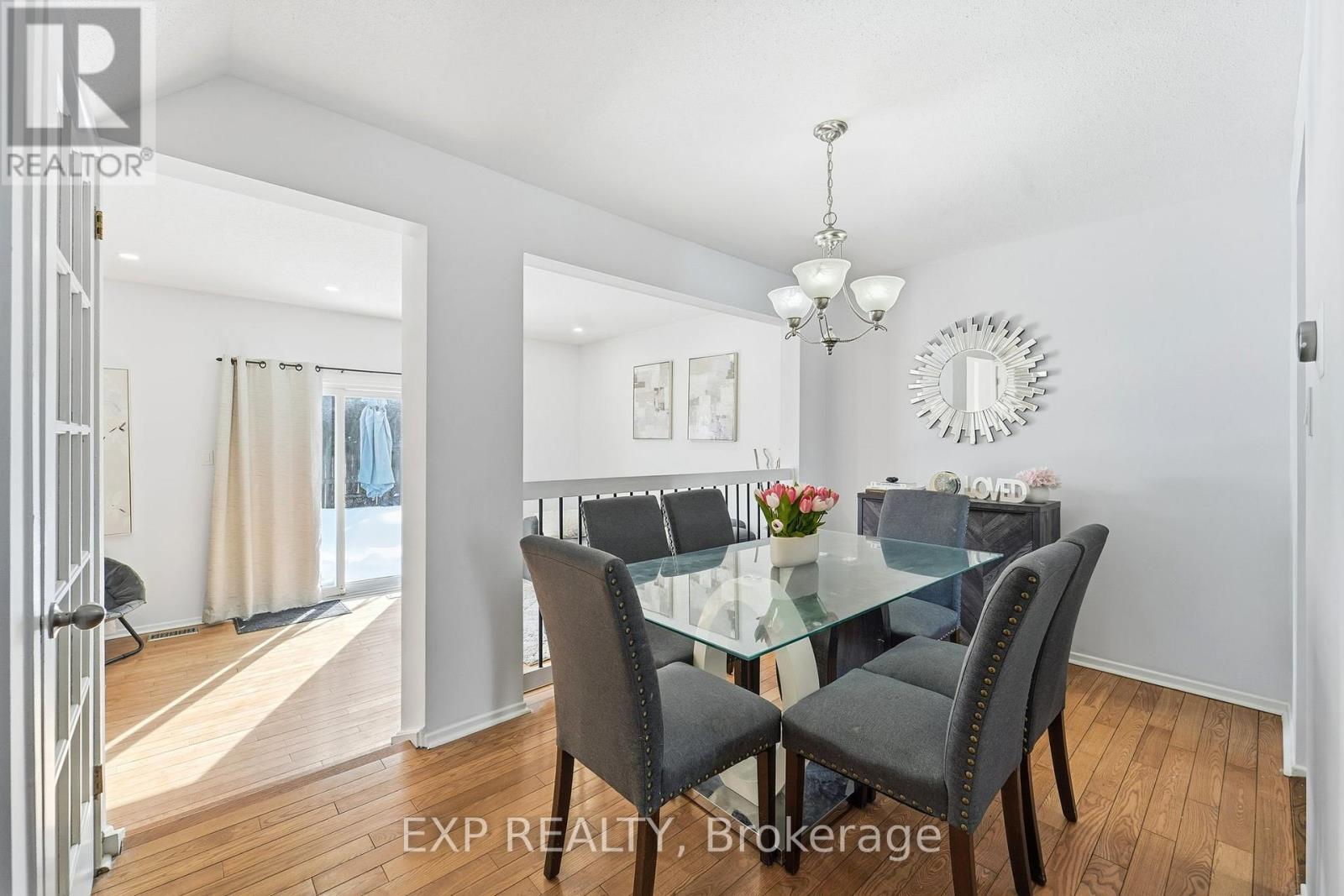 78 - 36 Barrow Crescent