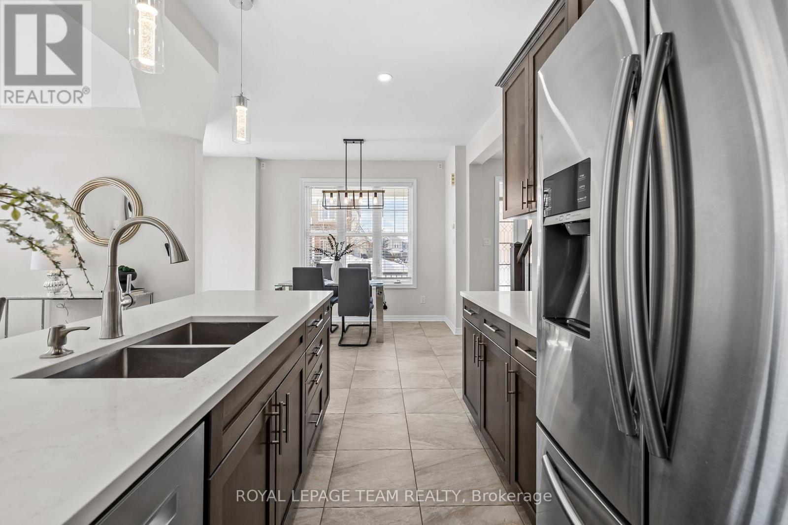 1001 Shimmerton Circle