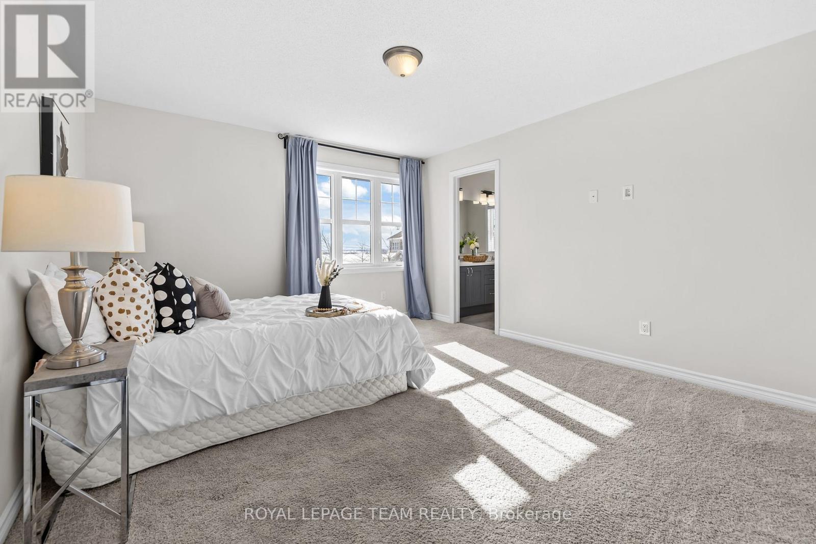 1001 Shimmerton Circle