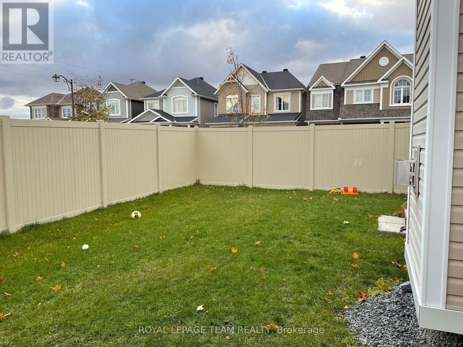 1001 Shimmerton Circle