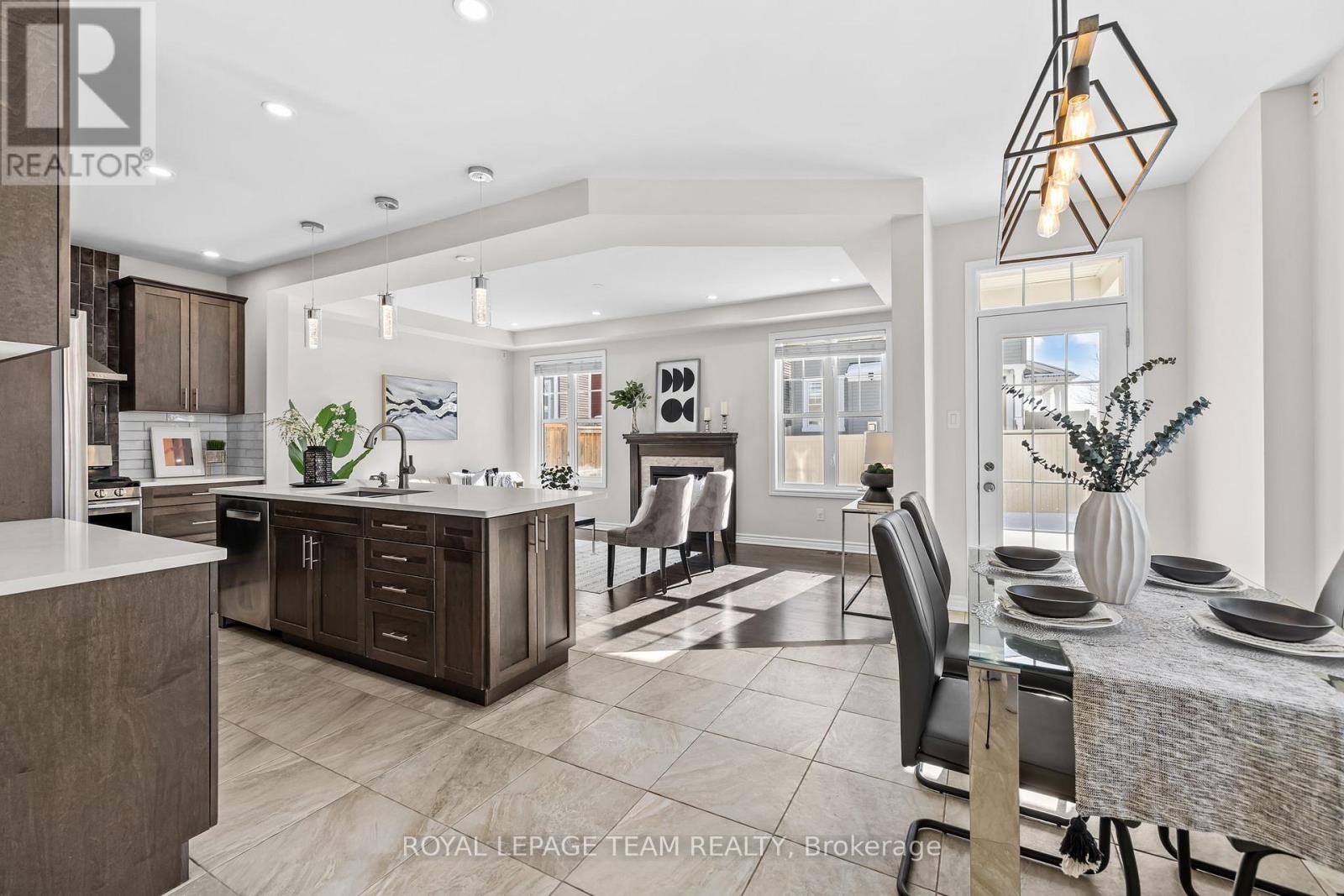 1001 Shimmerton Circle