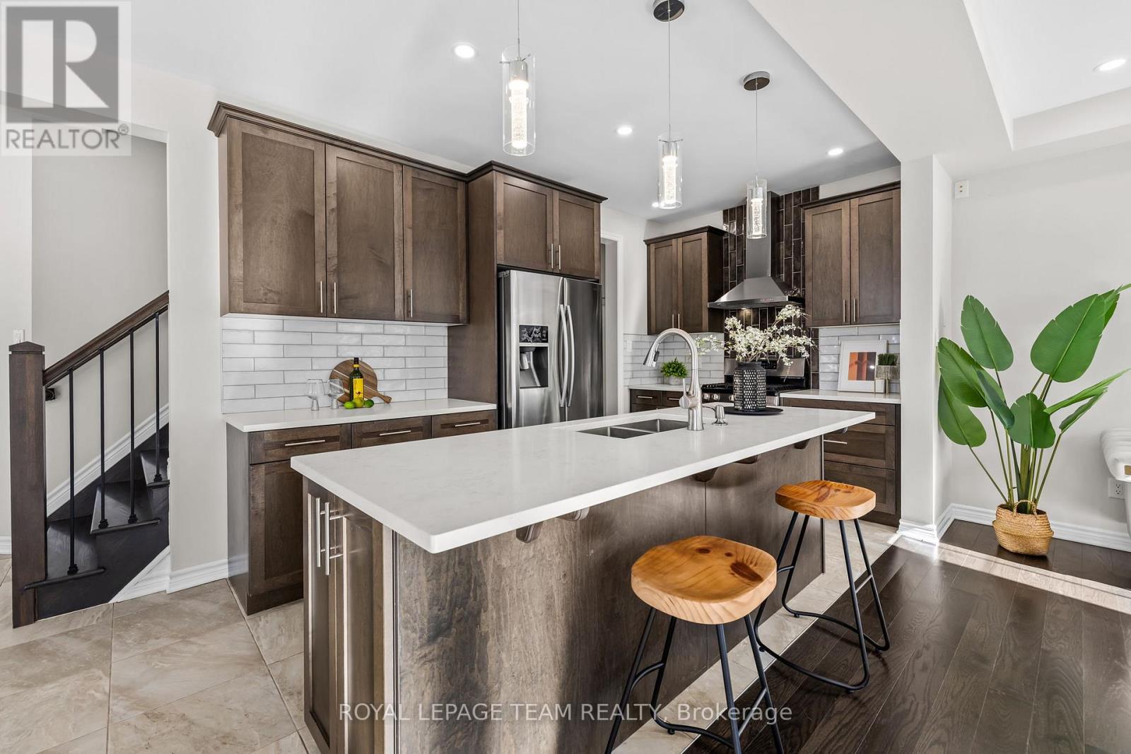 1001 Shimmerton Circle